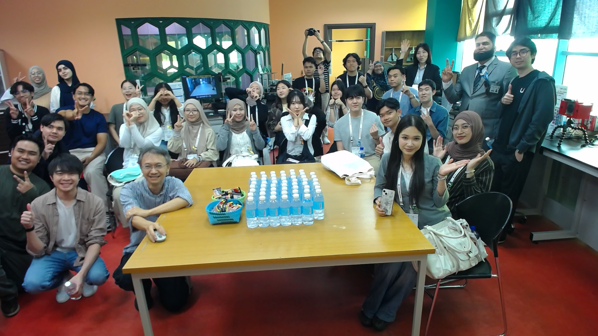 Robolab received visitors from ASEAN-Korea Youth Network