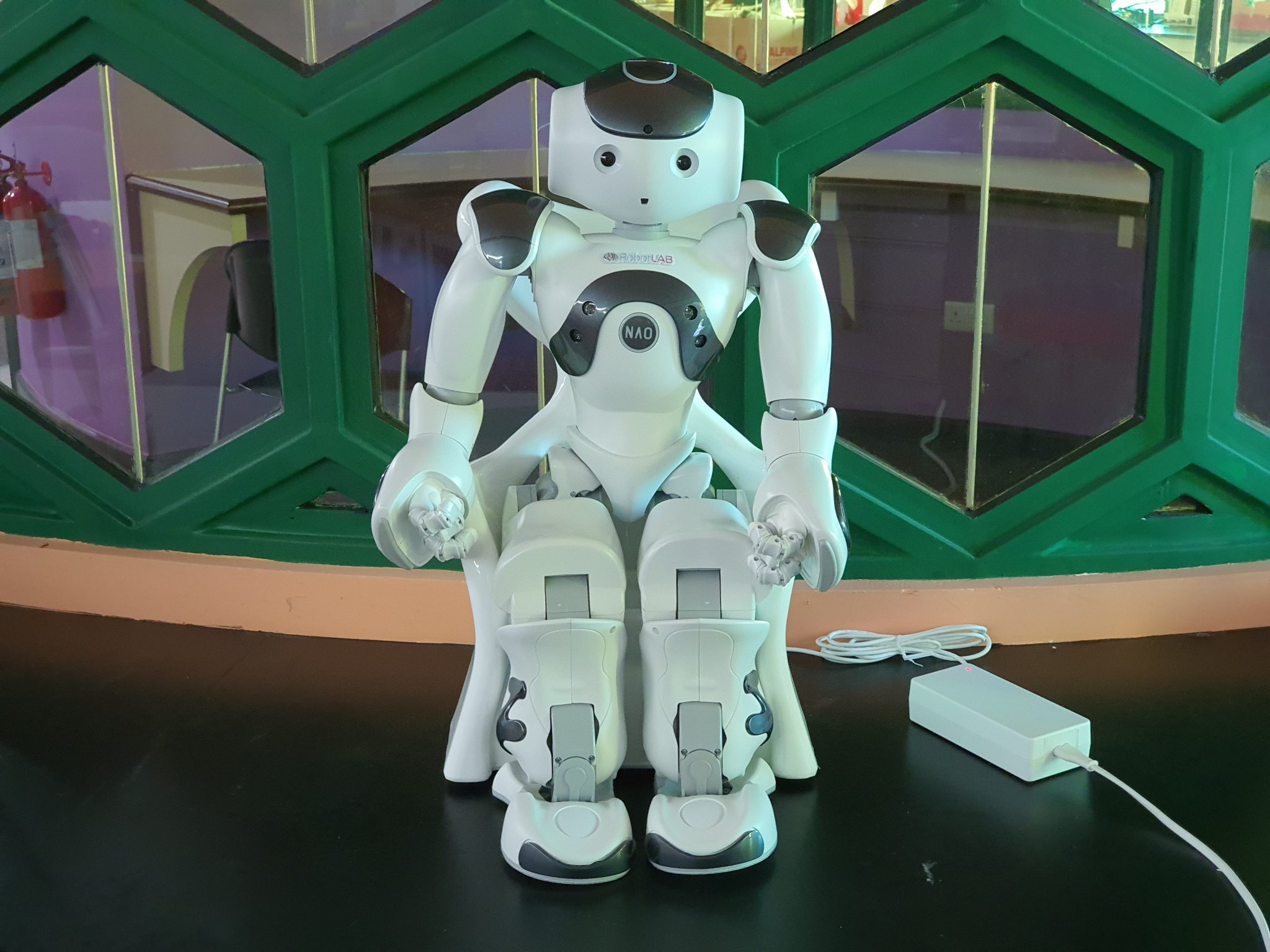 Robolab’s first humanoid robot, the Nao – AI Lab