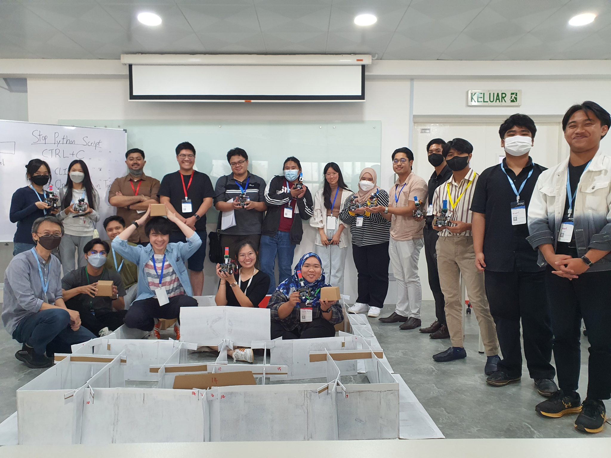 Syamimi and Hafiq’s robot programming workshop went well
